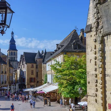 Kamp alanı Pause Dordogne Ambiance Cozy A